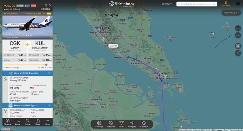 Malaysia Airlines flight MH720 from Jakarta to Kuala Lumpur made an emergency landing at Kuala Lumpur International Airport this evening after declaring an emergency. — Picture via Facebook/Flightradar24.com