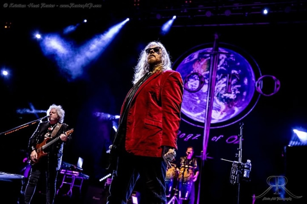 Legendary rock band Toto is bringing their “Dogz of Oz” tour to Malaysia, set to electrify the Arena of Stars, Resorts World Genting, on Thursday, May 1. — Picture via Facebook/Toto