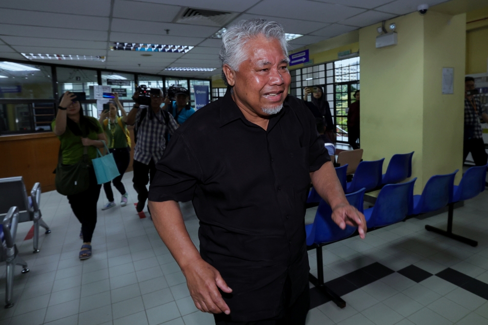 Magistrate A. Shaarmini was therefore correct to reject the plea of guilty by 65-year-old accused Abdul Razak Ismail after he disputed the facts of the case read out in the Johor Bahru Magistrate’s Court. — Bernama pic