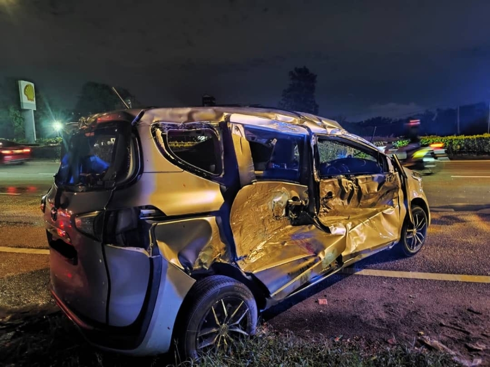 A seven-year-old Singaporean boy died in hospital after being thrown out from a car following a collision with a lorry in Johor on March 16. — Picture via Facebook/Polis Daerah Johor Bahru Selatan