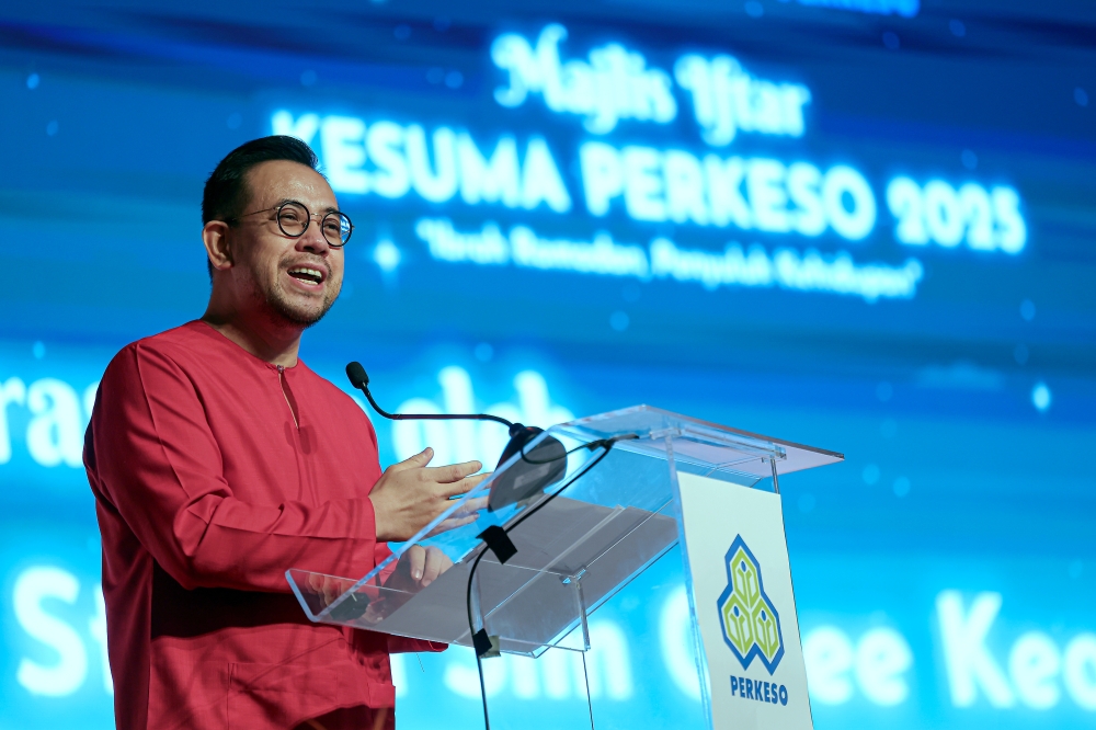 The Social Security Organisation (Perkeso) disbursed RM5.82 billion in benefits to 871,949 recipients last year, said Human Resources Minister Steven Sim Chee Keong. — Bernama pic