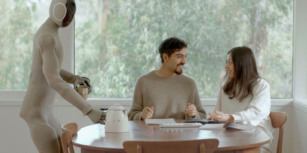 The Neo Gamma humanoid robot will soon be entering homes to perfect its functions. — Picture courtesy of 1X Technologies©