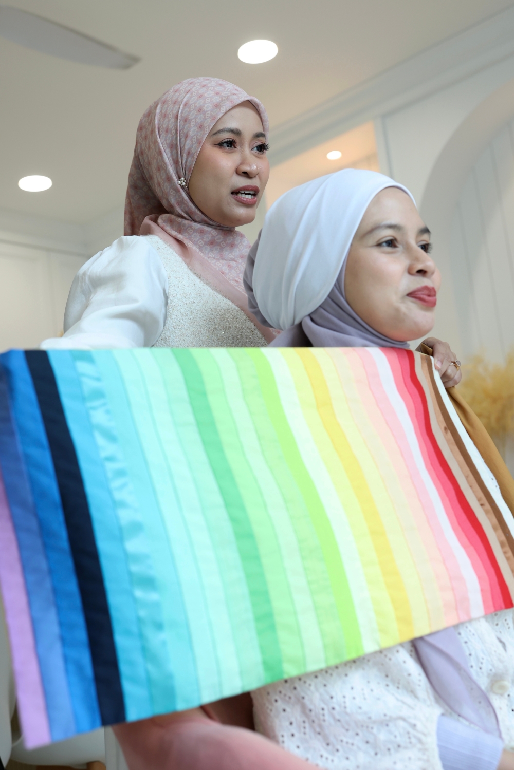 Image and colour consultant Nur Amira Yahaya says a mismatch can make one appear pale and tired or even make you look older. — Bernama pic