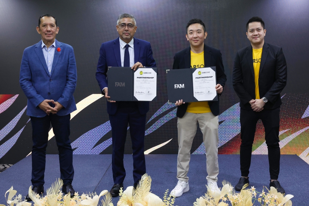 FAM secretary-general Datuk Noor Azman Rahman at the agreement signing between FAM and Carsome in Johor Baru, March 25, 2025. — Bernama pic 