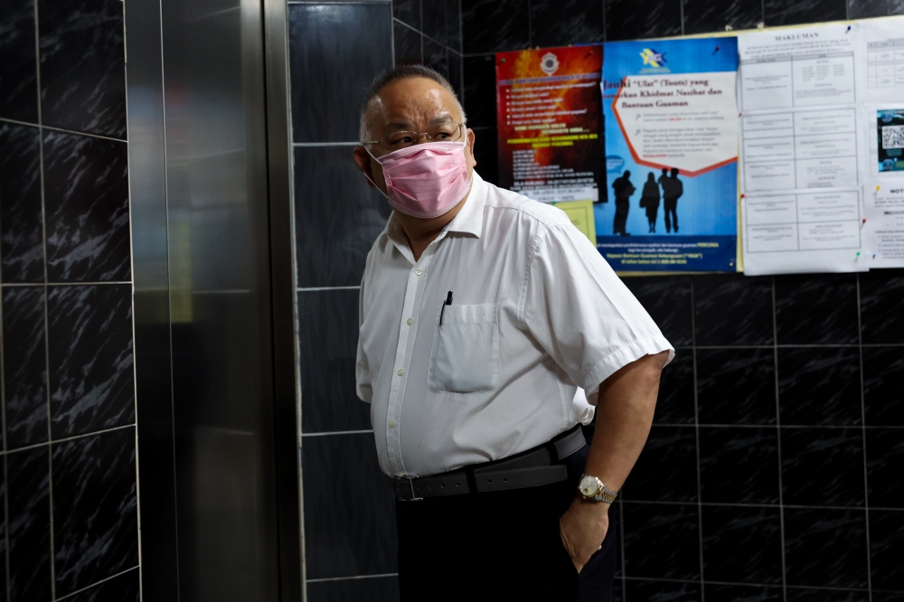 A former Perikatan Nasional (PN) candidate for the Bagan Jermal state seat in the 15th state election pleaded not guilty in the Sessions Court here today to a charge of displaying a fake Pahang state award four years ago. — Bernama pic