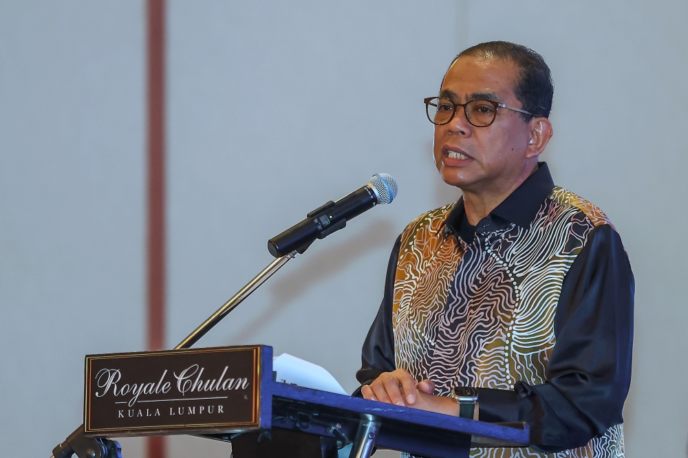 Minister of Defence Datuk Seri Mohamed Khaled Nordin said the payment would benefit 125,014 contributors, all members of the Malaysian Armed Forces (ATM).  — Bernama pic 