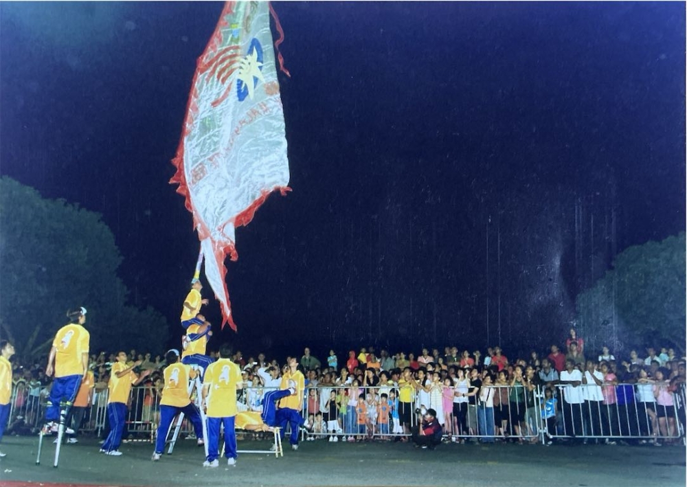 Chingay parades used to attract crowds in the 1990s. — Picture courtesy of Persatuan Chingay Malaysia Utara