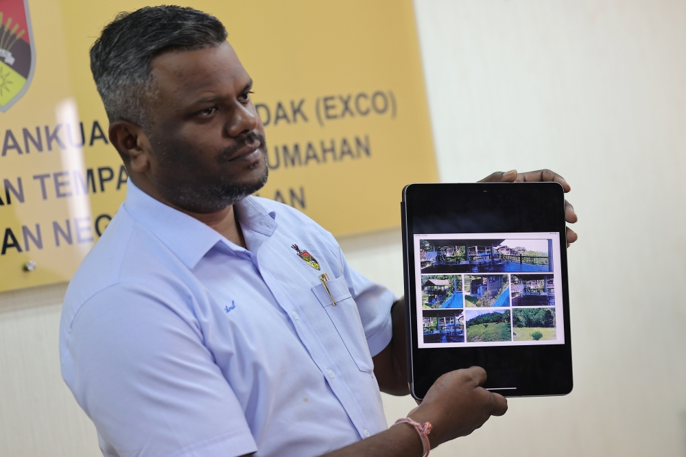 The Negeri Sembilan government will step up enforcement against illegal dumping, particularly near gas pipelines, following an open burning incident at a high-risk site in Bukit Sendayan, said state executive councillor J Arul Kumar yesterday. — File picture via Bernama