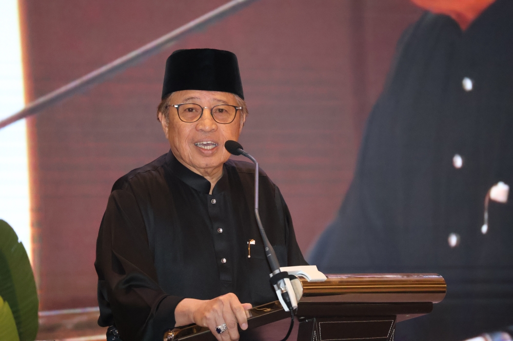 The Premier of Sarawak Tan Sri Abang Johari Tun Openg has announced a bold and transformative development for Miri, centred around the Padang Kerbau area in the heart of the city. — Bernama pic
