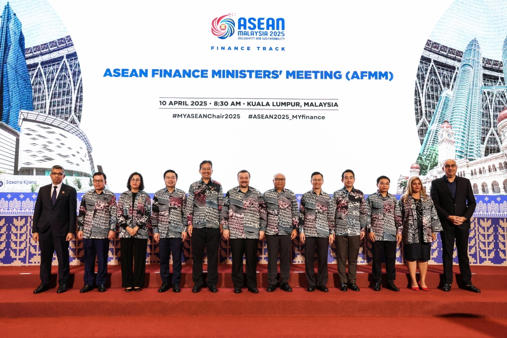 Finance Minister II Datuk Seri Amir Hamzah Azizan (6th left) takes a group photo with the heads of delegations from Asean countries at the Asean Finance Ministers’ Meeting held in conjunction with the 12th Asean Finance Ministers and Central Bank Governors’ Meeting 2025 at the Kuala Lumpur Convention Centre April 10, 2025. — Bernama pic