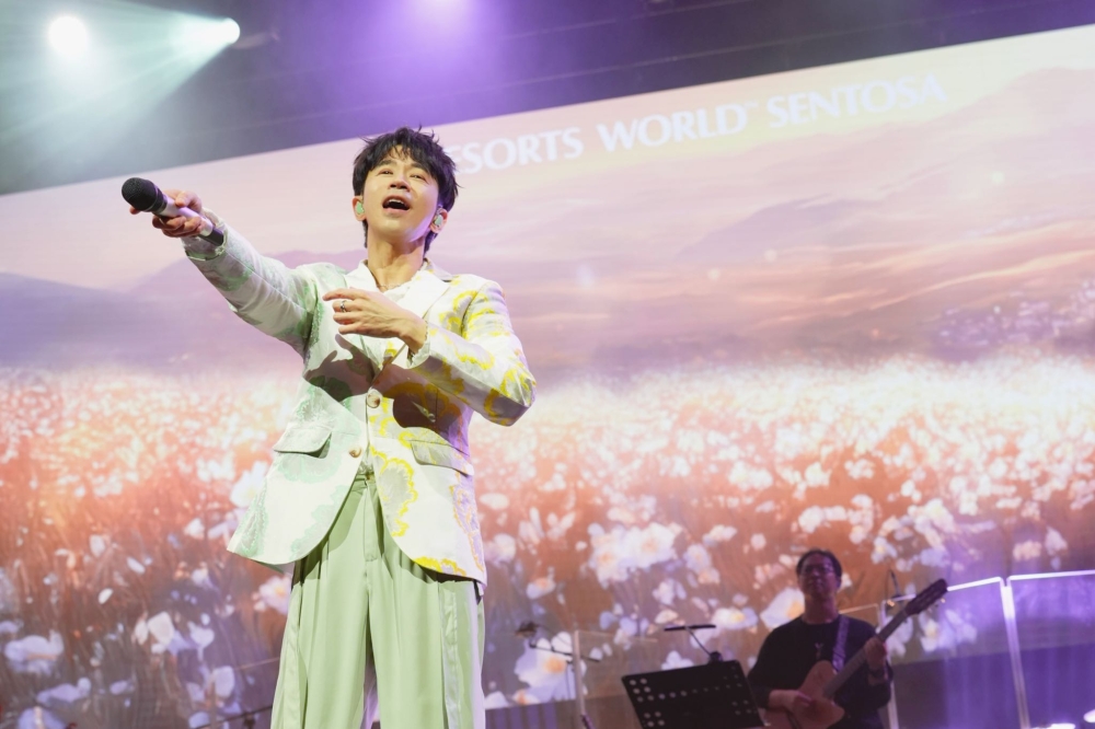 Michael Wong is offering a flat rate ticket price of RM199 for his 30th anniversary concert. — Picture from Facebook/Michael Wong