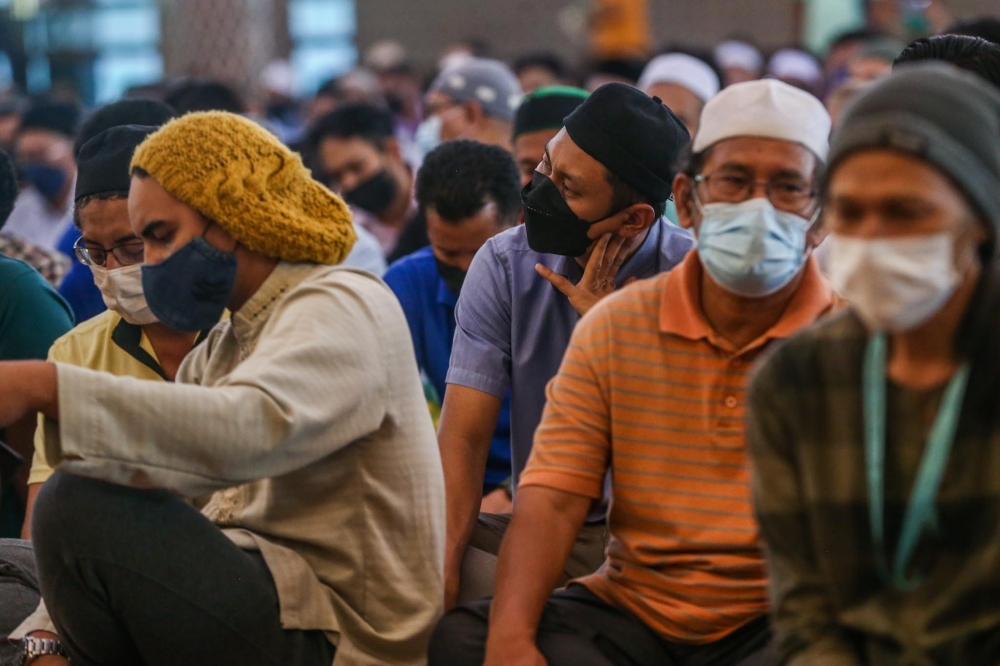 It’s about listening well enough to grasp new ideas, recognise different viewpoints, and respond thoughtfully. — Picture by Hari Anggara