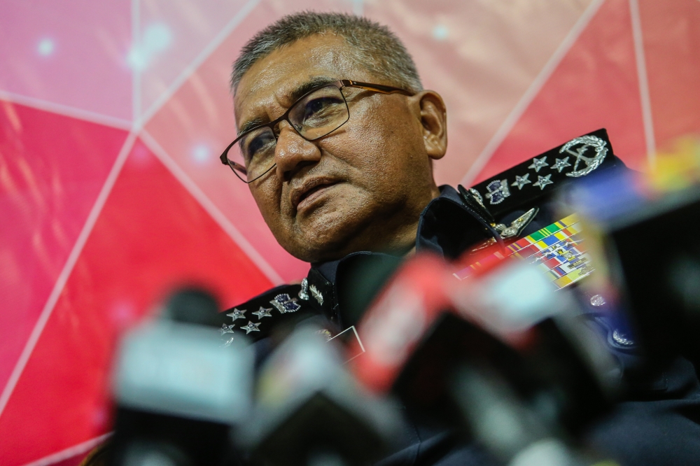 Tan Sri Mohamad Fuzi Harun was the 11th inspector-general of police from 2017 until his 2019 retirement. — Picture by Hari Anggara