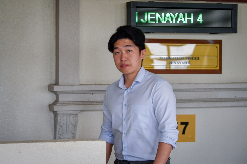 Former Universiti Malaya student leader Wong Yan Ke had his fine increased to RM10,000 by the High Court over a 2019 protest during the university’s convocation ceremony. — Bernama pic