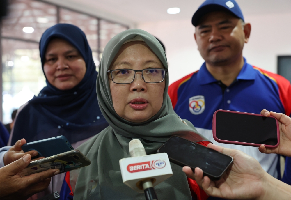 PKR Party Election Committee (JPP) Chairperson Datuk Seri Dr Zaliha Mustafa said the first phase, from April 11 to 13, included Kedah, Perlis, Selangor, Melaka, Perak, Negeri Sembilan, and Sarawak. — Bernama pic