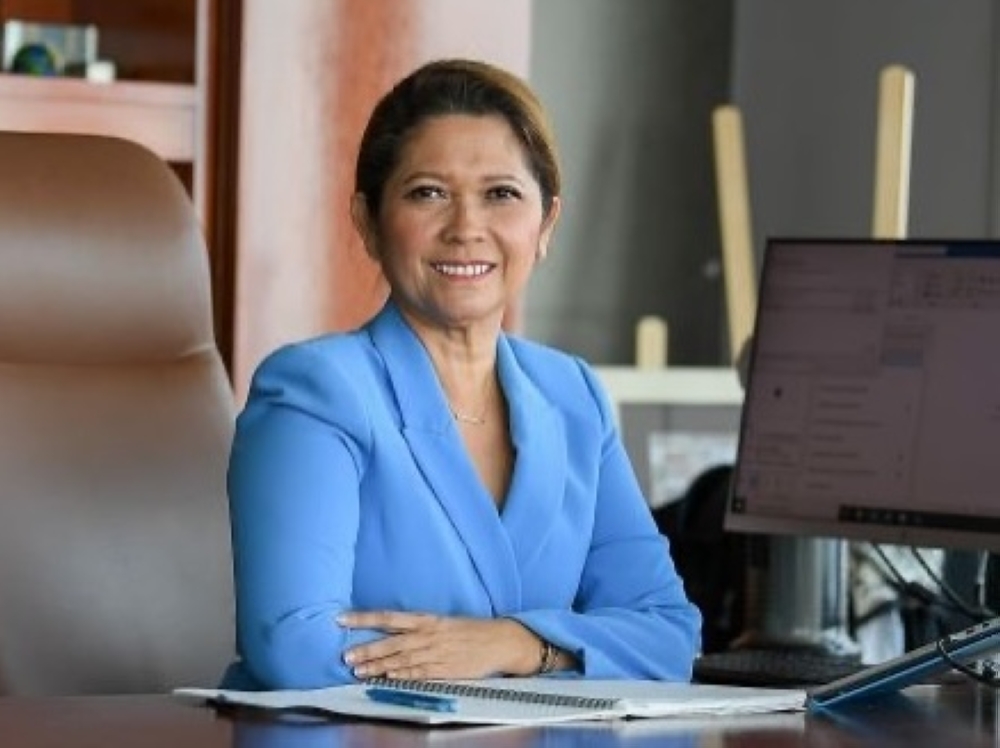 SIC, in a statement today, said Anita Azrina replaced Tan Sri Azman Yahya, who had been helming SIC since 2016.