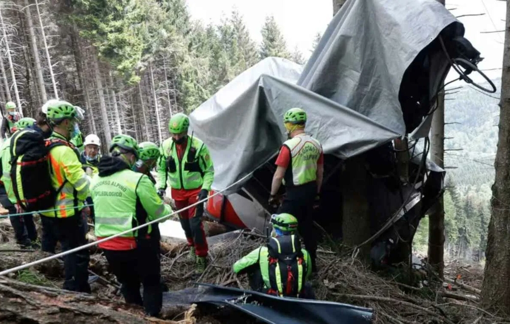 The accident happened on the cable car service between the town of Castellammare di Stabia and Monte Faito, a scenic peak offering views of the Mount Vesuvius volcano and the Bay of Naples, around 45km south-east of the city. The car fell after a supporting cable snapped.