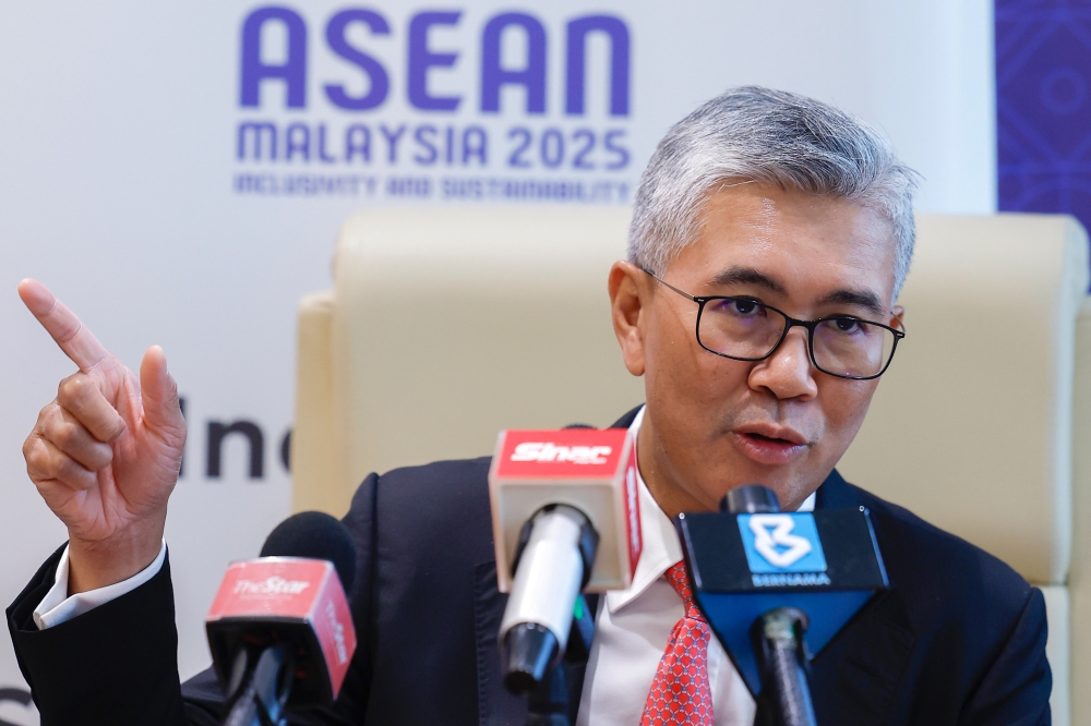 Minister of Investment, Trade and Industry Tengku Datuk Seri Zafrul Abdul Aziz speaks at a press conference at Menara MITI in Kuala Lumpur on April 17, 2025. — Bernama pic