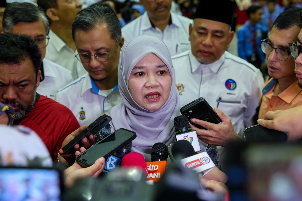 Fadhlina said the temporary accommodation was crucial to ensure the continuity of learning for students who rely entirely on hostel facilities, as many face difficulties commuting from home to school. — Bernama pic