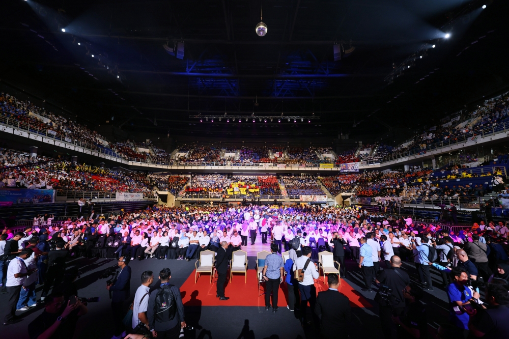 Some 10,000 workers from the public and private sectors attended the National Labour Day 2025 celebration, officiated by Prime Minister Datuk Seri Anwar Ibrahim, at the Axiata Arena, Bukit Jalil today. — Bernama pic