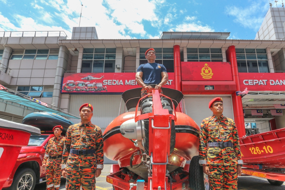 Fire and Rescue Department said 1,181 firemen were recorded as obese last year. — Picture by Devan Manuel.