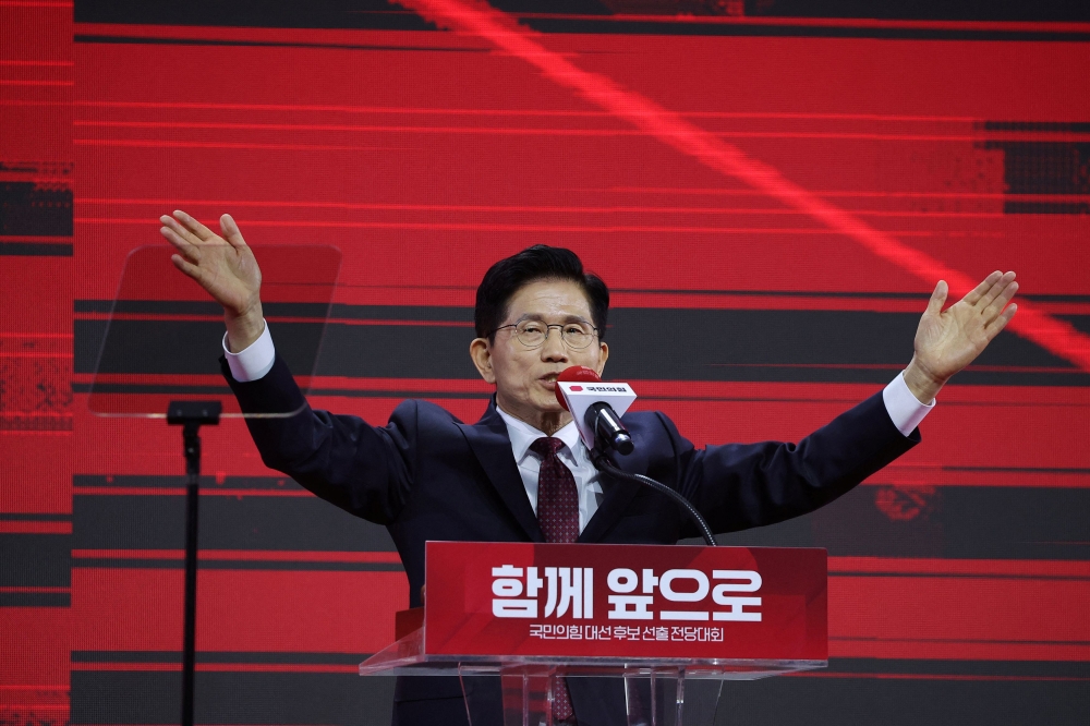 Kim Moon-soo speaks after winning the final race to choose South Korea's conservative People Power Party's candidate for upcoming presidential election during a national convention of the party, in Goyang, South Korea May 3, 2025. — Reuters pic 