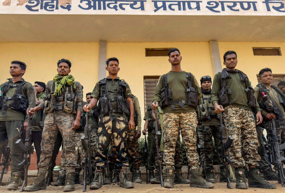 This photograph taken on March 16, 2025, shows District Reserve Guard (DRG) personnel taking part in a simulation exercise at their base in Dantewada, in Bastar division of India’s Chhattisgarh state. — AFP pic 