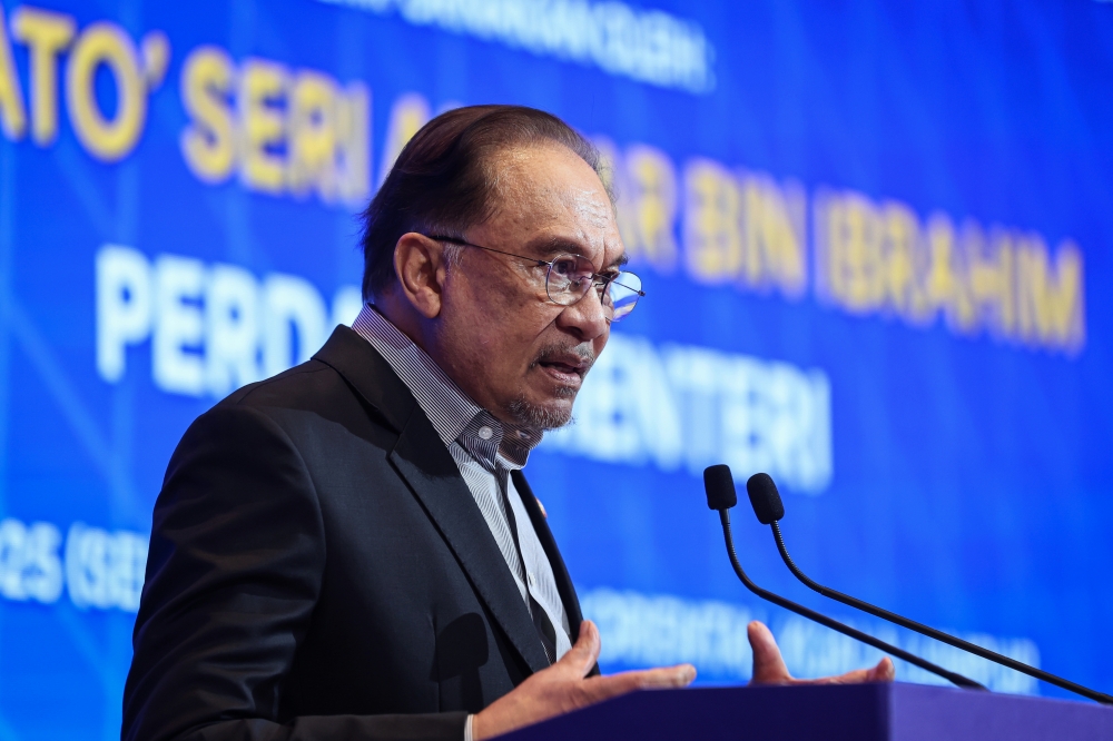 Prime Minister Datuk Seri Anwar Ibrahim has instructed the health minister to examine concerns raised in the memorandum, including the use of Act 723, which falls under the Domestic Trade and Cost of Living Ministry. — Bernama pic 
