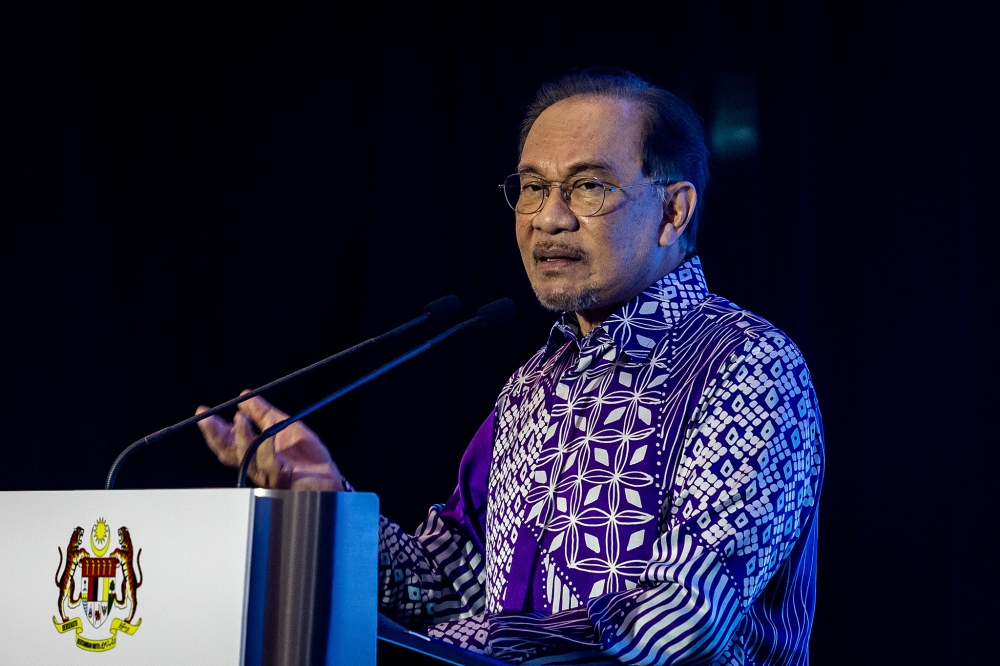 Prime Minister Datuk Seri Anwar Ibrahim clarified that the matter has not been raised or discussed in Cabinet meetings.— Picture by Firdaus Latif