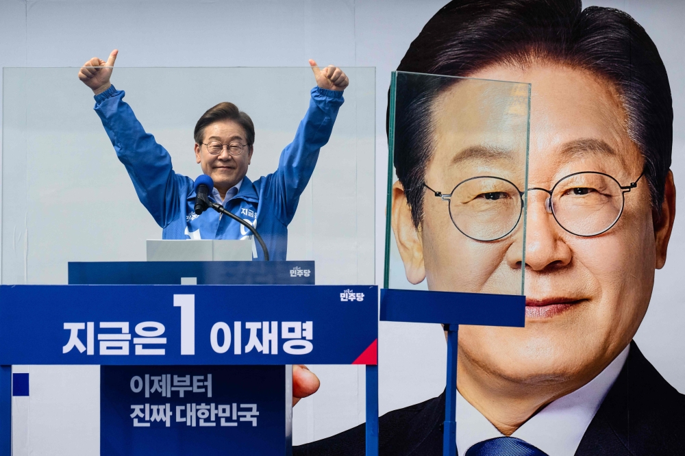 Lee Jae-myung, the presidential candidate of the Democratic Party, gestures during an election campaign event in Bupyeong-gu, Incheon on May 21, 2025. — AFP pic