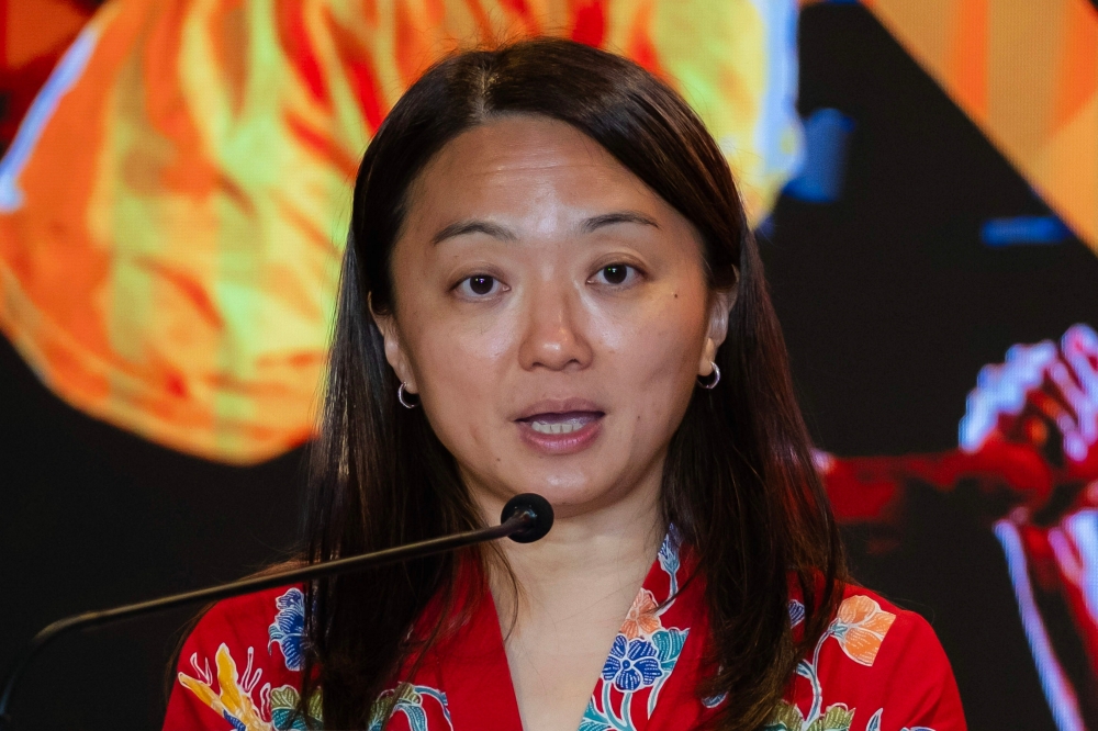 Youth and Sports Minister Hannah Yeoh speaks at the 2025 ‘Asean Sports ADR Forum’ today. — Bernama pic