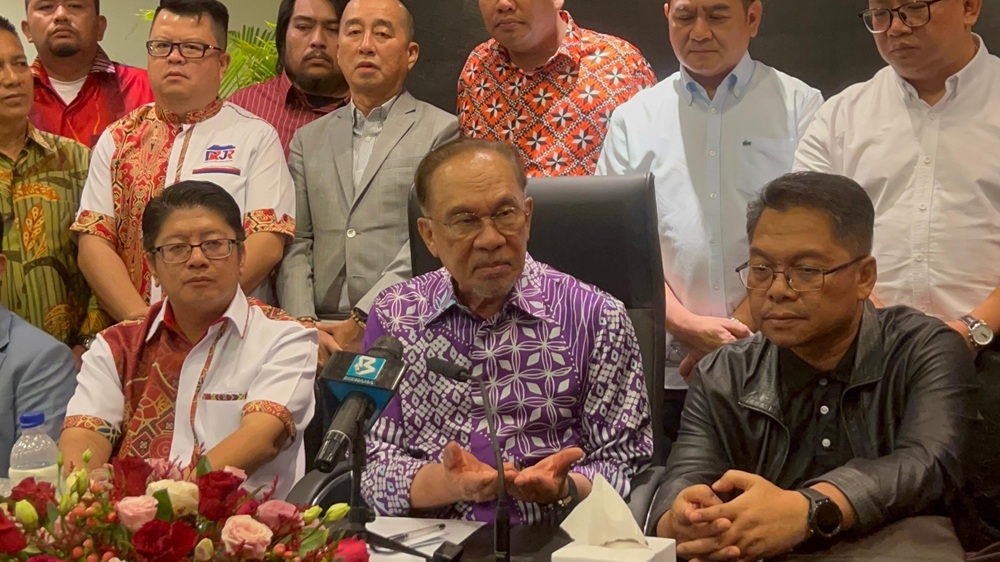Prime Minister Datuk Seri Anwar Ibrahim speaking to the press after chairing a meeting with Sabah Pakatan Harapan May 29, 2025. — Picture by Julia Chan
