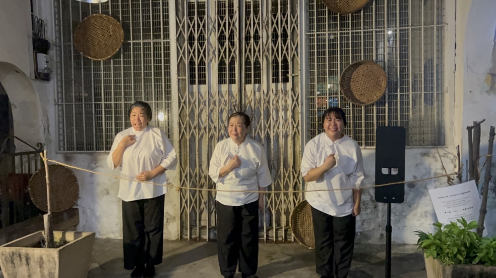 The sisterhood of the MaJie. — Picture by Opalyn Mok