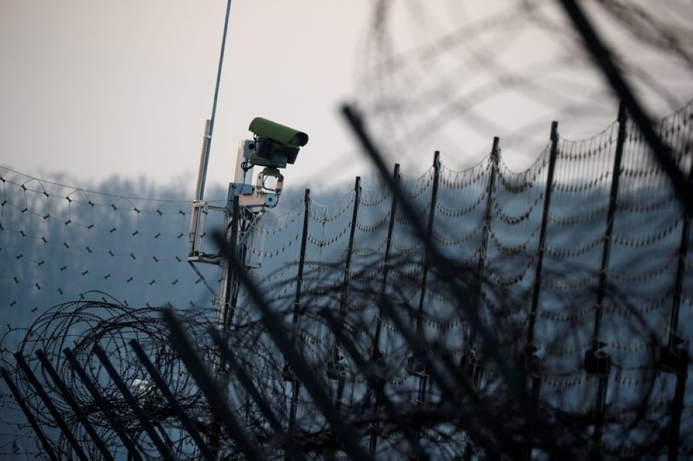 The Karachi jailbreak was one of the largest ever in Pakistan, according to local law minister Zia-ul-Hasan Lanjar. — Reuters pic