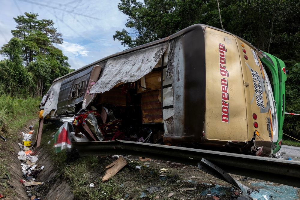 A view of the scene of the fatal accident involving at least 15 students of the Sultan Idris Education University (UPSI) on the East-West Highway (JRTB) in Banun, Gerik June 9, 2025. — Bernama pic