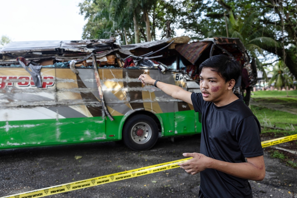 Abdul Wafiy Kamarudin, 23, a sixth-semester student pursuing a Bachelor’s Degree in Art Education, said he was looking at his mobile phone in the dimness of the night but could feel the bus moving quickly as it descended a winding, hilly road. — Bernama pic