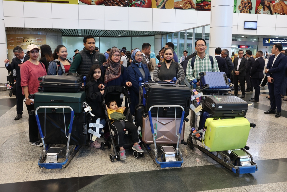 A total of 24 individuals, including 17 Malaysians, who were evacuated from Iran following escalating conflict in the country, have safely returned home. — Bernama pic