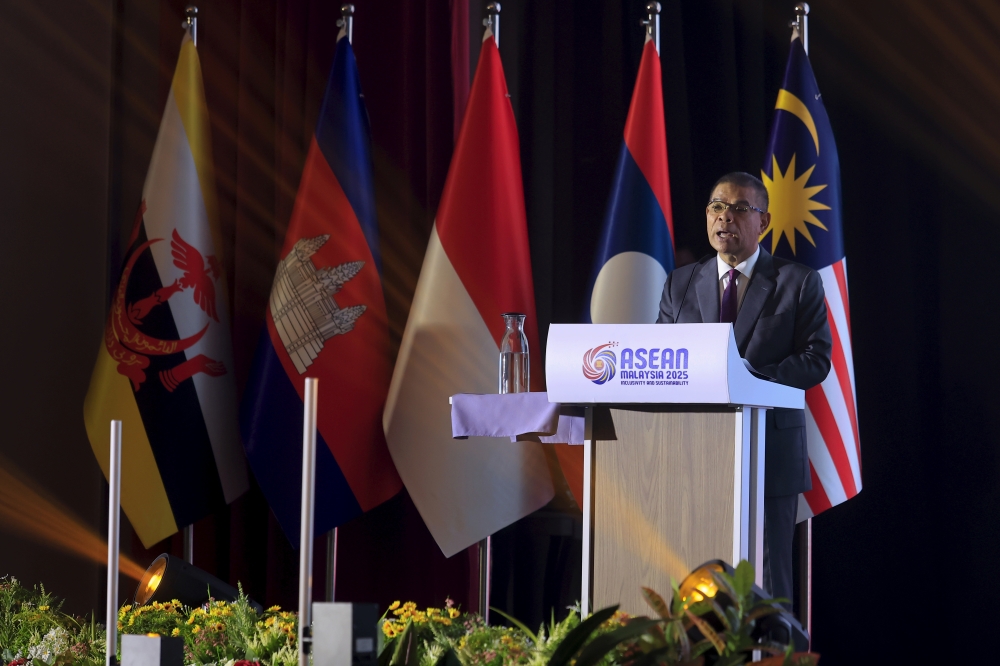 Home Minister Datuk Seri Saifuddin Nasution Ismail delivers his speech during the opening ceremony of the 25th Asean Senior Officials Meeting on Transnational Crime in Putrajaya today. — Bernama pic --fotoBERNAMA (2025) COPYRIGHT RESERVED
