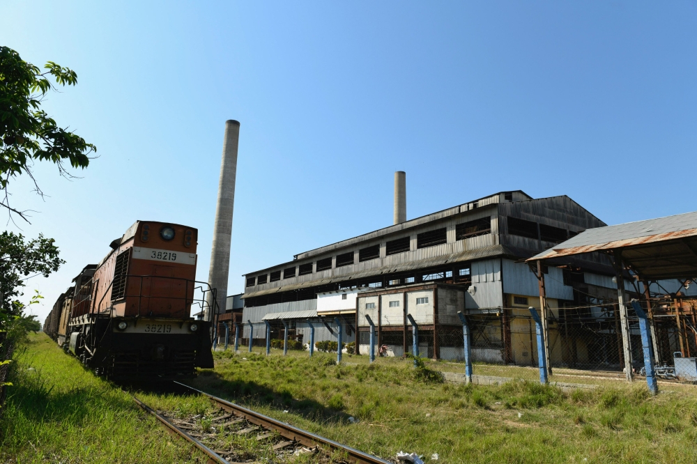 A train passes by the 'Uruguay' sugar mill in Jatibonico, Cuba May 21, 2025. — Reuters pic