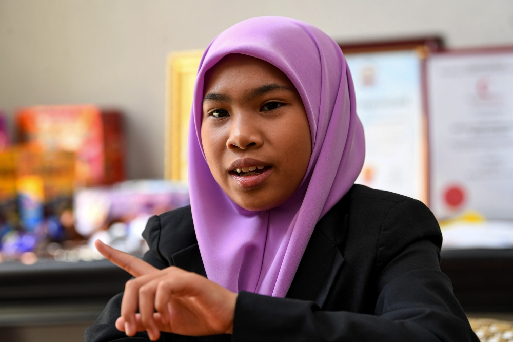 Nur Ellysha Rashlina Mohd Rashdan Ellysha hopes to pursue her secondary education at Sekolah Seni Malaysia Perak and later further her studies in theatre arts at UPSI. — Bernama pic