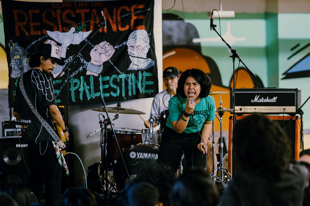 The Shah Alam-based screamo band Piri Reis had the audience going during their set. — Picture by Firdaus Latif