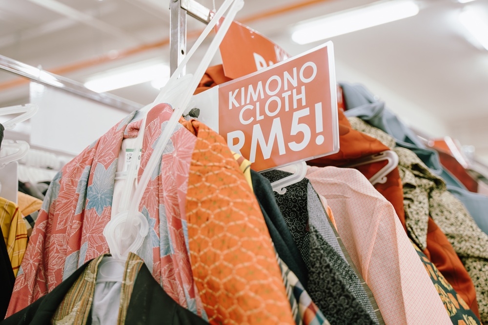 Various items from Japan can be found in Jalan Jalan Japan — even kimono cloth! — Picture by Raymond Manuel