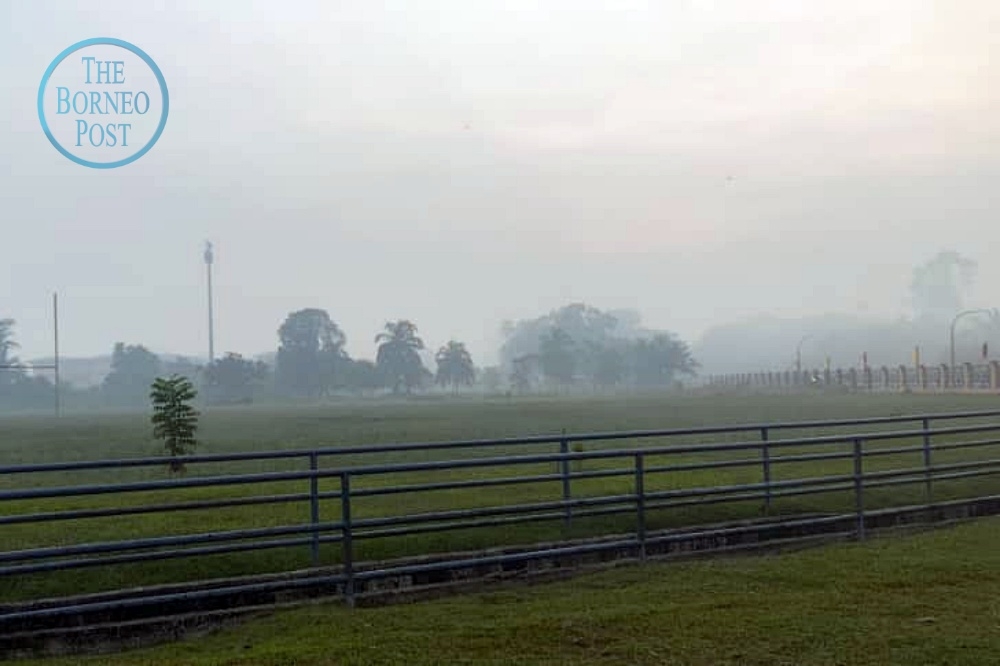 Haze situation in Mukah yesterday afternoon. — The Borneo Post Team pic