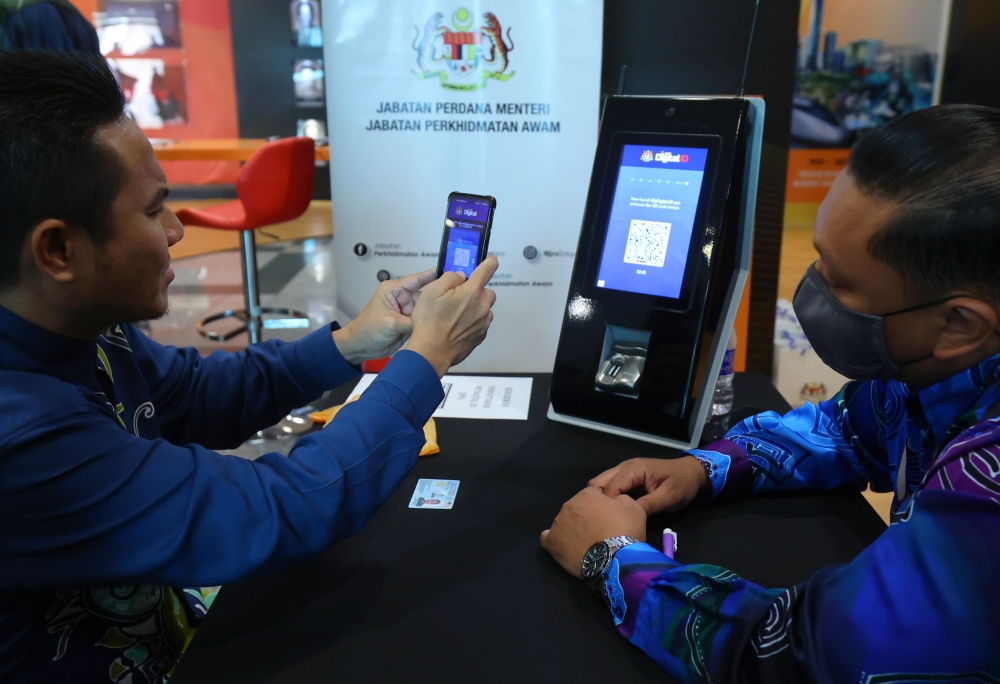 13MP: Malaysia wants 95pc of government services to be online by 2030 ...
