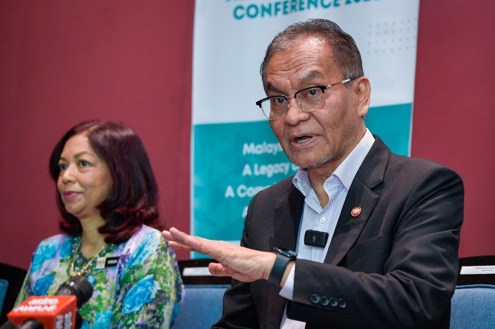 Health Minister Datuk Seri Dzulkefly Ahmad said Malaysia must undertake bold healthcare financing reforms and digital transformation to future-proof its public health system in the face of rising demand, escalating costs and fiscal constraints. — Bernama pic