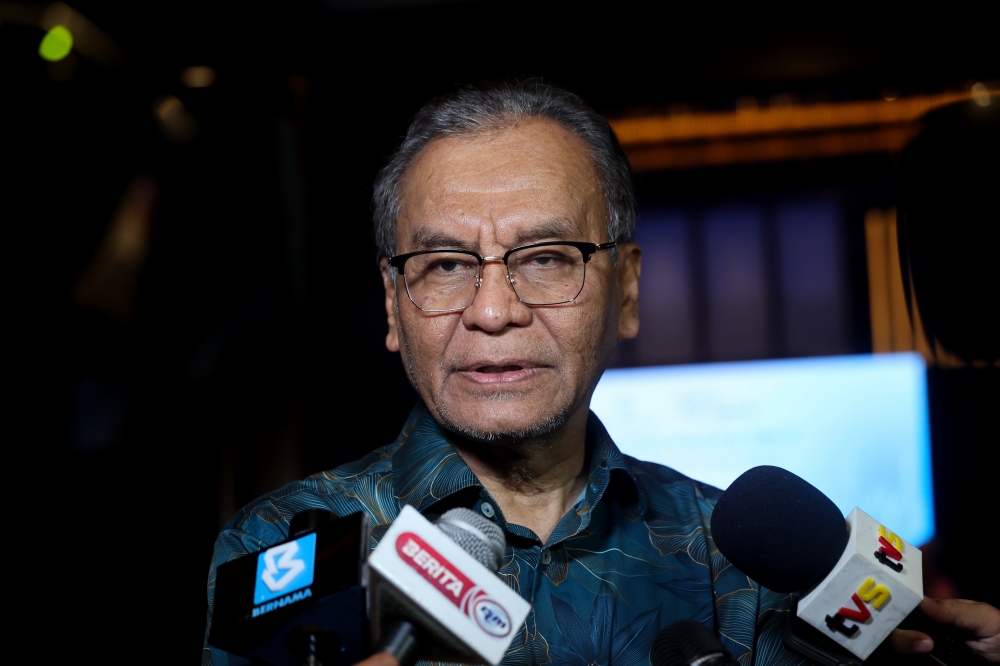 Health Minister Datuk Seri Dr Dzulkefly Ahmad said the latest allocation, compared to about RM35 billion previously, is a strong signal that Prime Minister Datuk Seri Anwar Ibrahim is clearly committed to driving comprehensive and inclusive reforms in the country’s health system. — Bernama pic