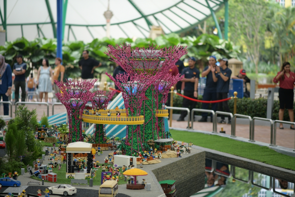 Gardens by the Bay’s Cloud Forest and Flower Dome recreated with Lego bricks. — Picture courtesy of Legoland Malaysia
