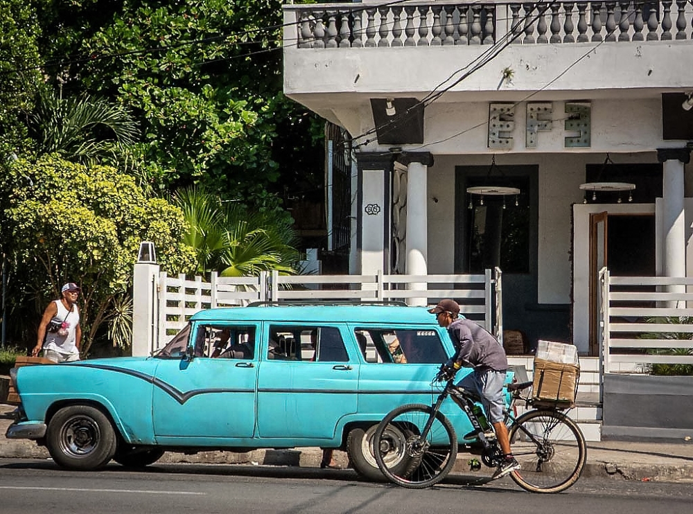 A car pass in front of the EFE bar in Havana owned by Sandro castro on July 29, 2025. — AFP pic