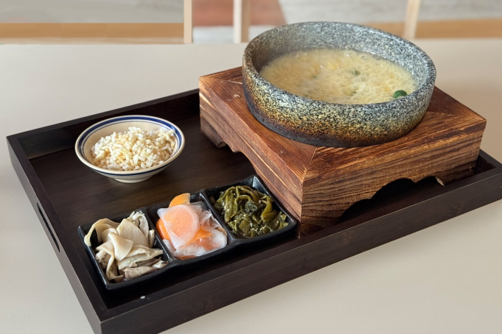 Crispy Rice in Old Hen Broth. — Picture by CK Lim