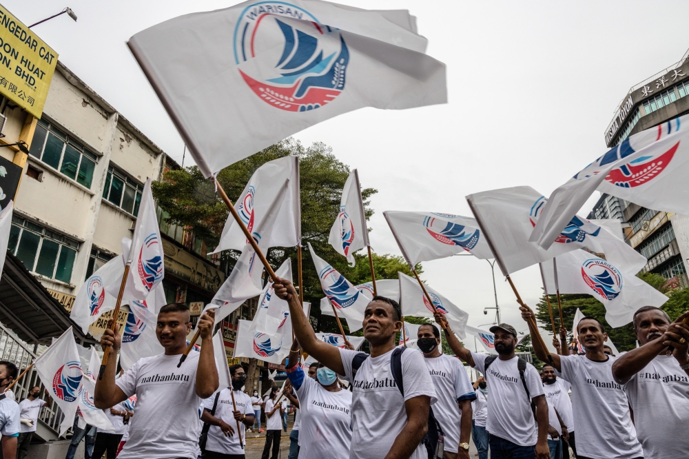 Parti Warisan expanded to the Peninsula, starting with branches and divisions in Johor and Selangor in 2020. — Picture by Firdaus Latif